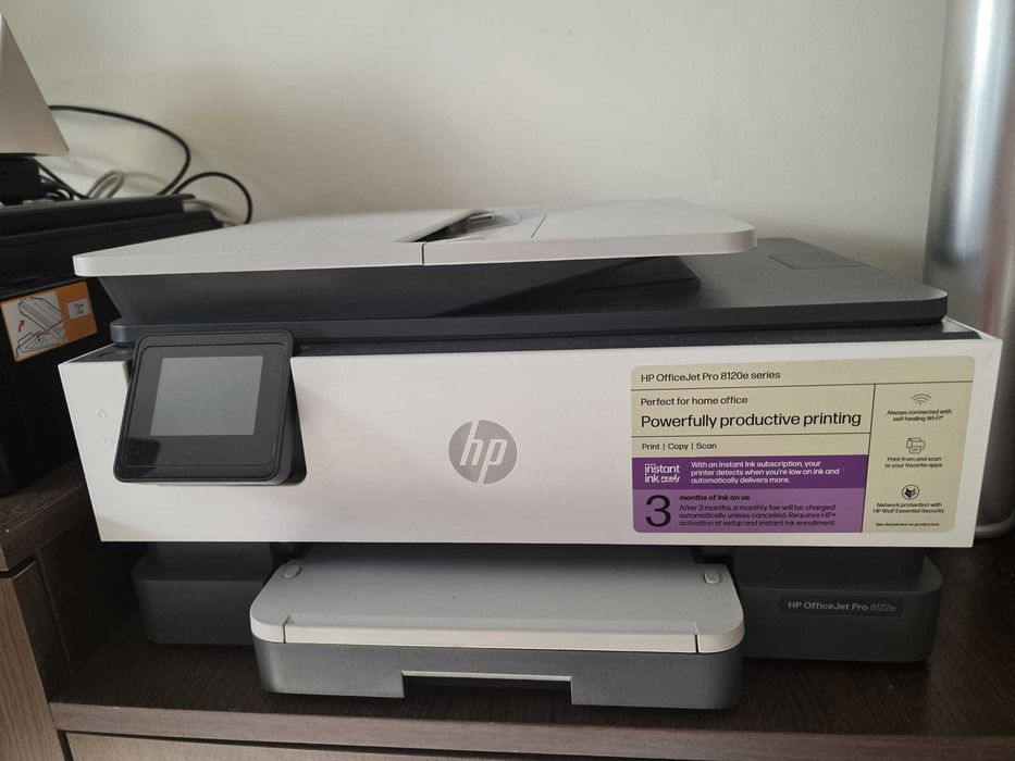 Imprimanta Multifunctional inkjet color HP Officejet Pro 8122e, Format scanare A4, ADF, Wireless, HP+, Eligibil Instant Ink