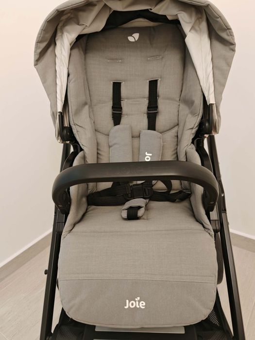 Cărucior Joie Pebble