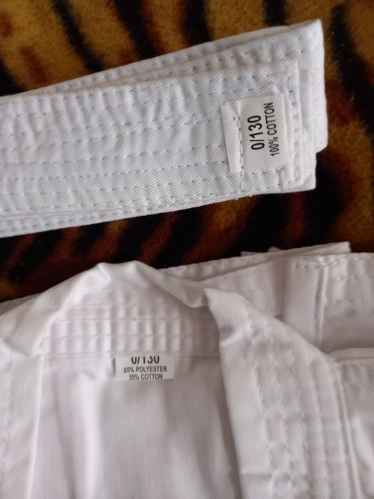 Кимоно новое для ребёнка 8 - 9 лет