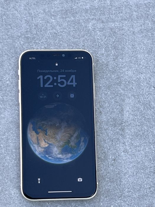 iPhone 11 отлично