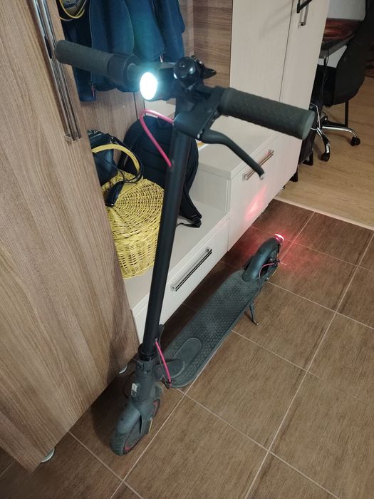 Trotineta electrica Xiaomi ProScooter 2