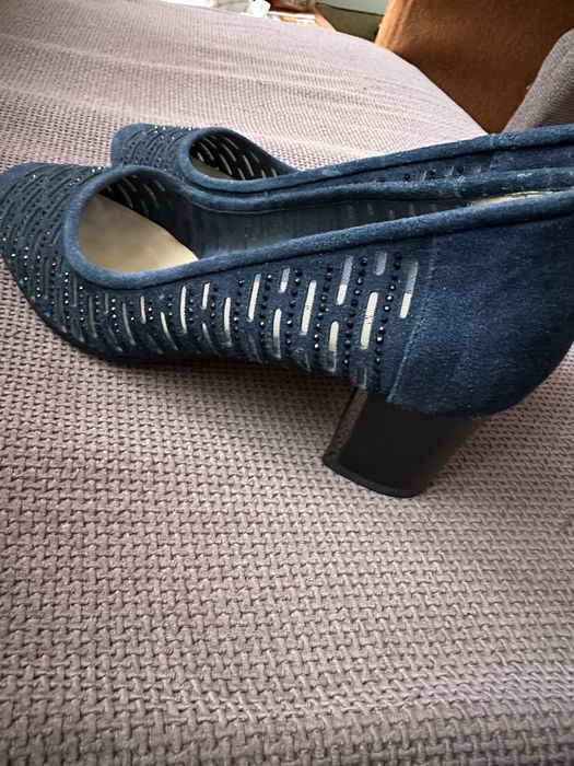 Дамски обувки