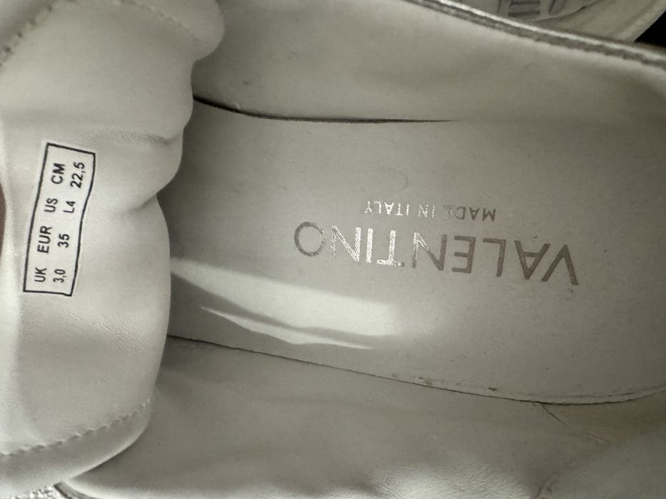 Valentino обувки