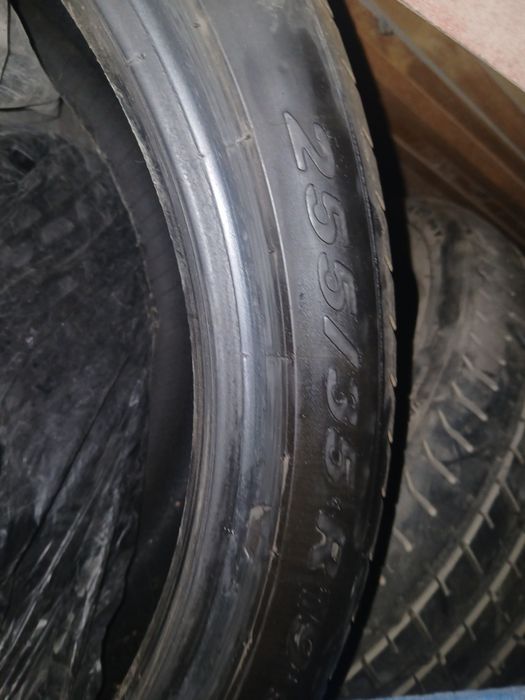 Срочно Pirelli ZERO  255/35/19 продам шыны