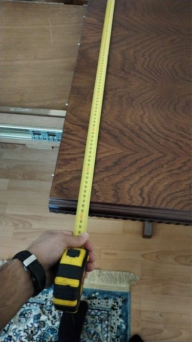 Срочно)Продам стол со стульями 6 шт