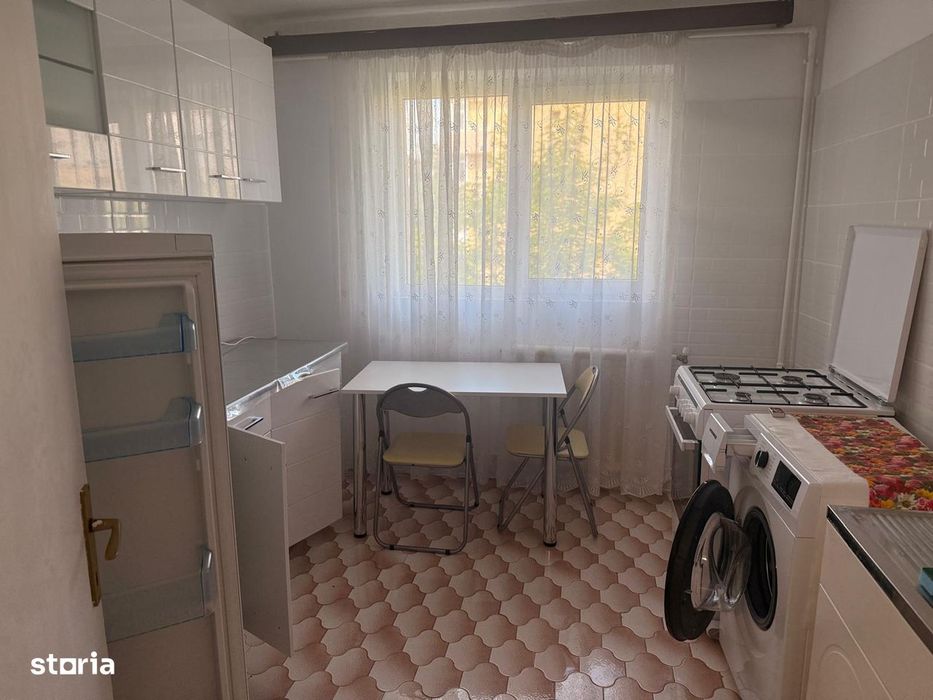 Inchiriere apartament 2 camere, mobilat+utilat,Targoviste, micro 11