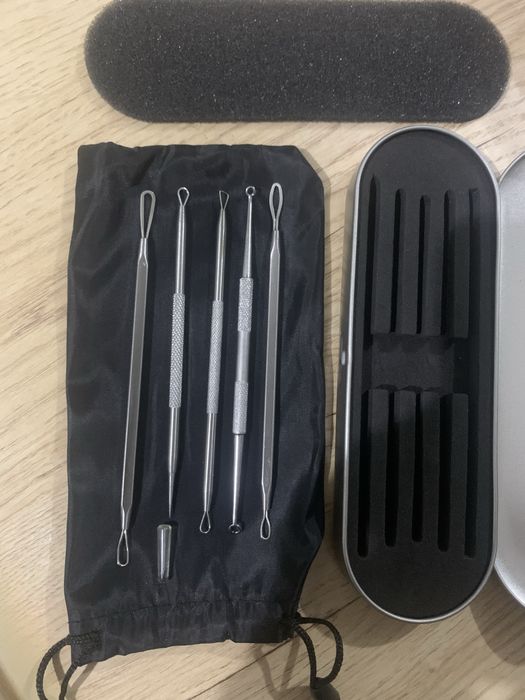 Ayollar uchun kosmetika anjomlari