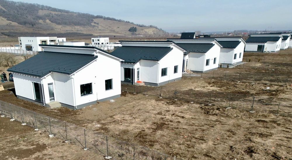 Casă individuală parter712mp terenDEALUL LEMPEȘ,Hărman,Brașov,Sânpetru