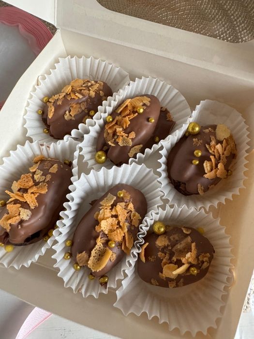 Финики в шоколаде