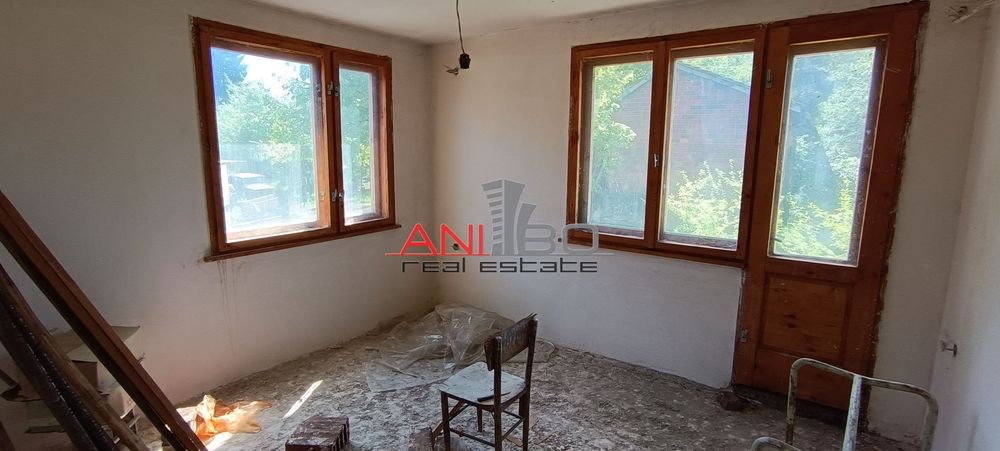 Продава се Къща в с. Драгушиново, Област София-област - 330 кв.м за 464 €/кв.м - Снимка #12