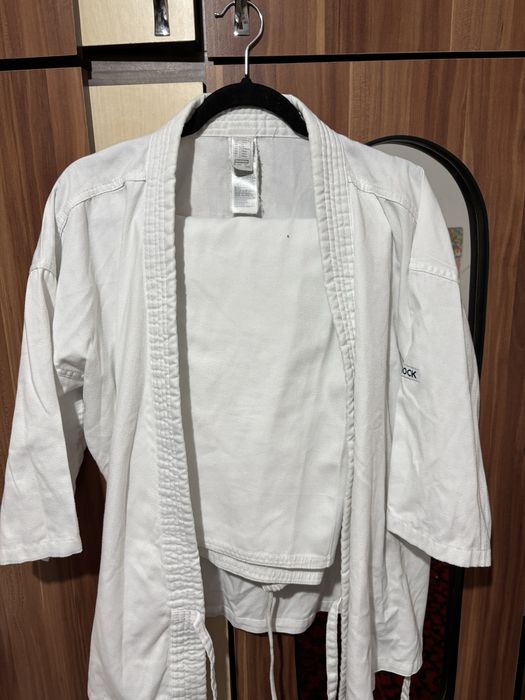 Kimono karate antrnament