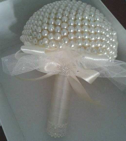 Светилник ва суньий гуллар