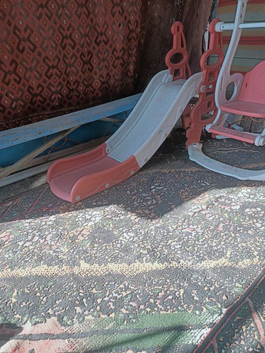 Продается горка с качелей