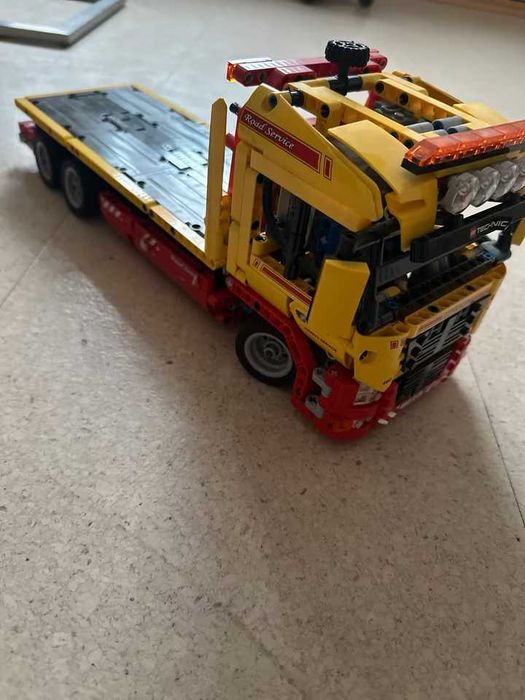 Lego Technic 8109 : Flatbed Truck