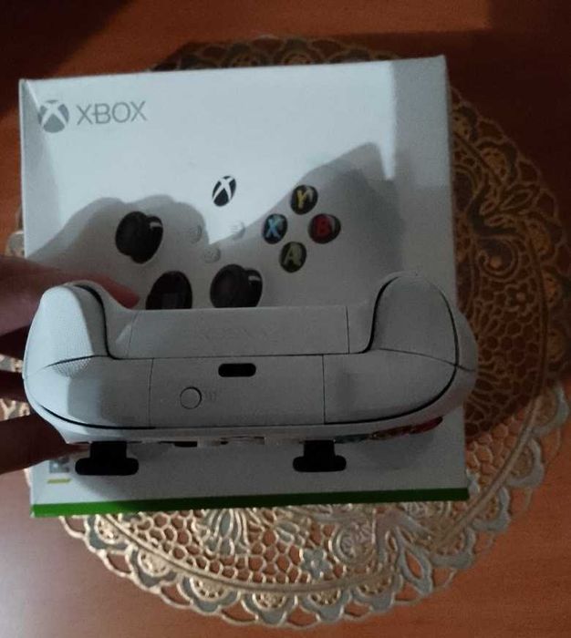 Геймпад на Xbox Series S