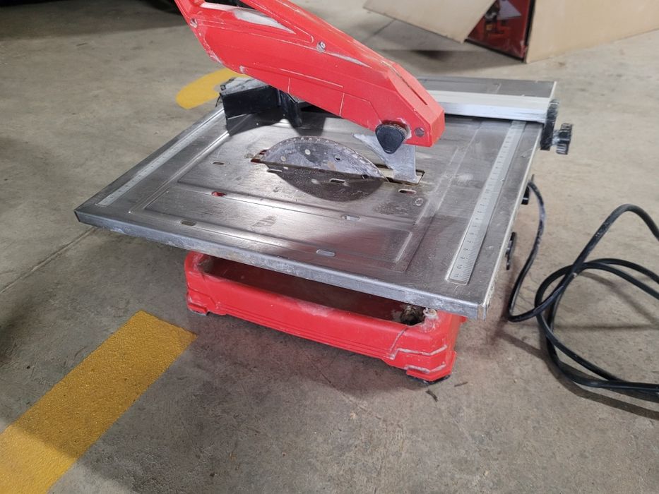 Циркуляр за плочки Einhel