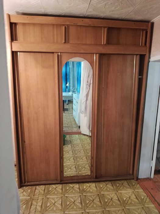 Продам шкаф-купе
