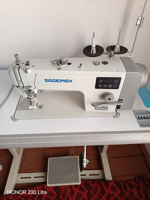 Tivuv mashinasi orginal, universal, choklari yaxshi toza, yangi ishlat