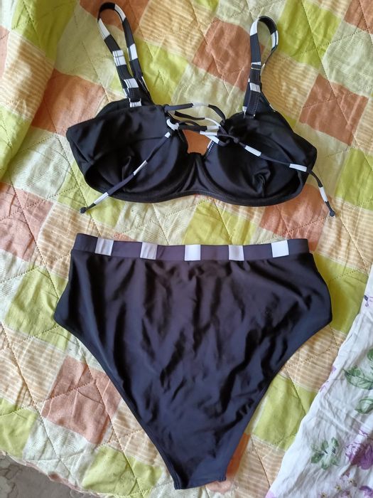 Женский купальник. Раз. 1XL.