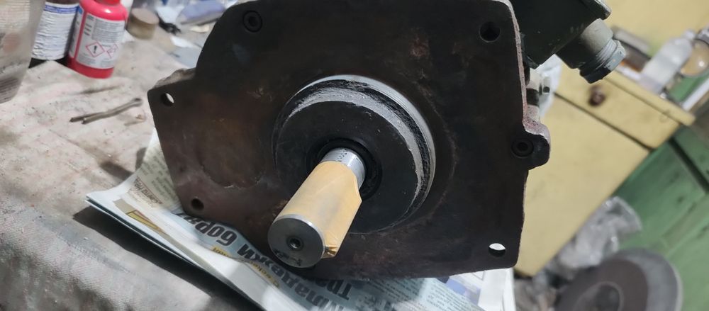 Двигател от струг СУ 203,ревизиран,в перфектно състояние,не пренавиван