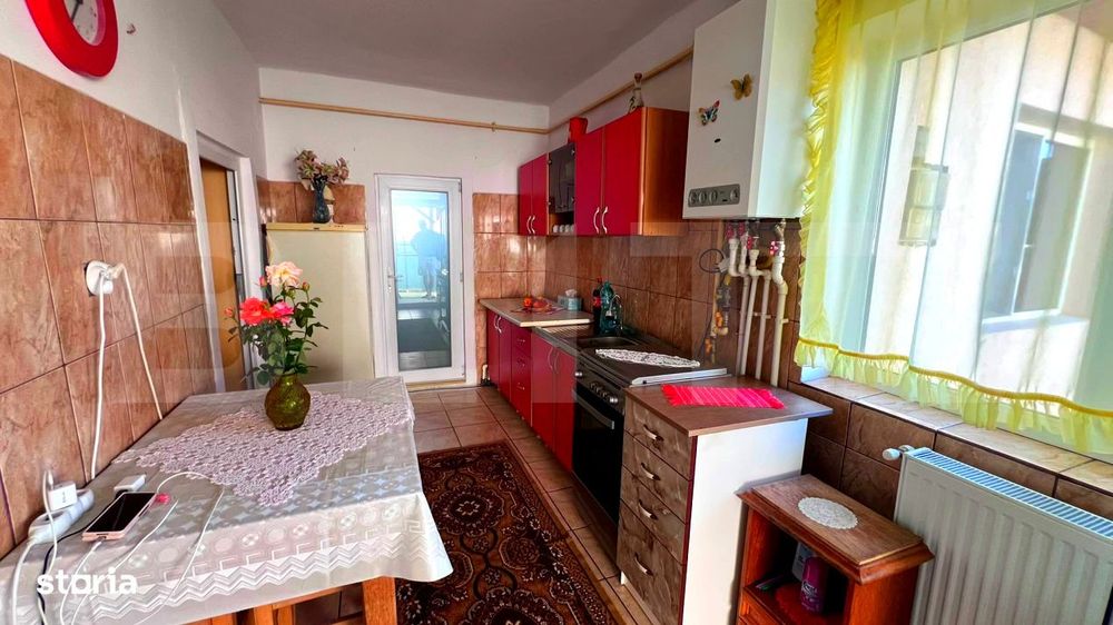 Casa de vanzare, 90 mp, 714 mp teren, langa Blaj