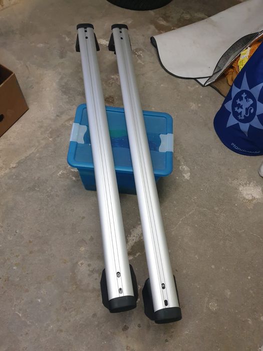 Set 2 bare din aluminiu transversale. Audi Q8.