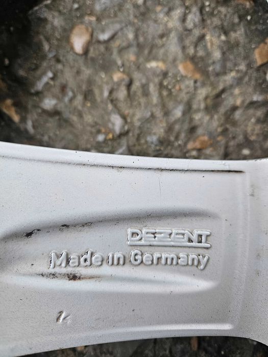 4 бр.  Лети  джанти  DEZENT за  БМВ   5Х120  17 ски  8J  ет  30