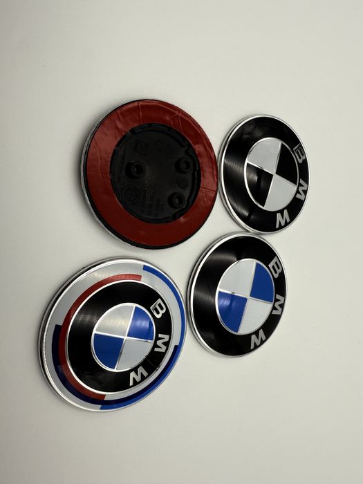 Emblema BMW Compatibila f30/f20 fata 82 mm