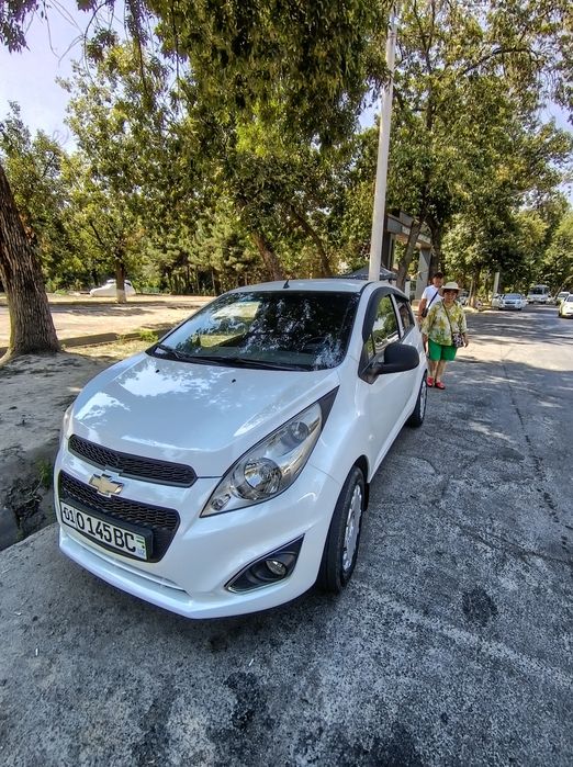 Spark 2018 yil kraska toza orqa bagajida ezilgan joyi bor faqat gazda