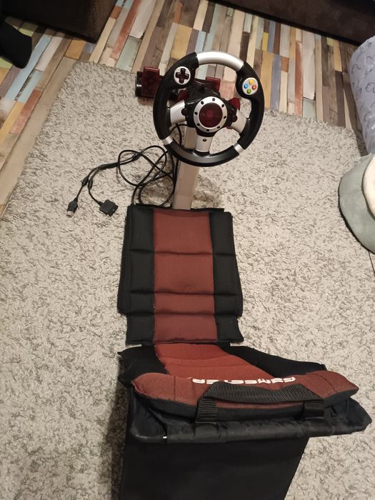 Volan Racing wheel,  pedale, stand  pt PlayStation 2 și Xbox clasic