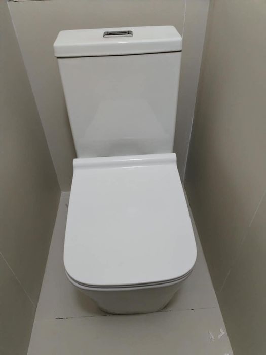 Продается унитаз  цельный новый