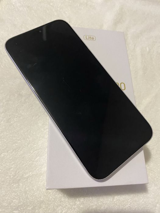 продам телефон honor 400 lite 256 gb