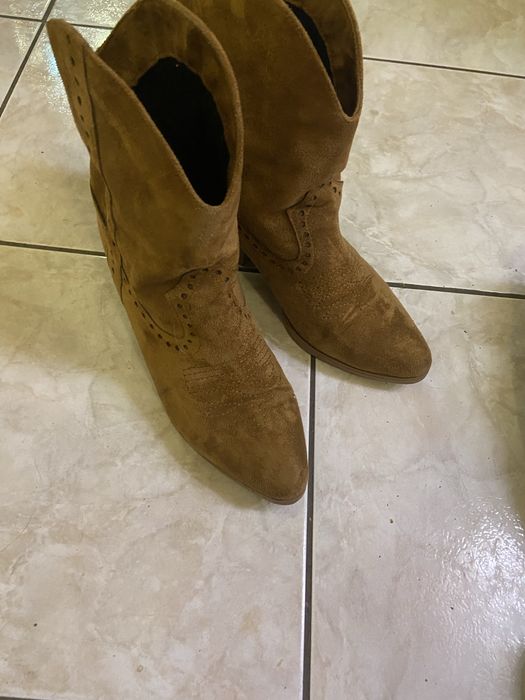 Боти велурени тип каубойски