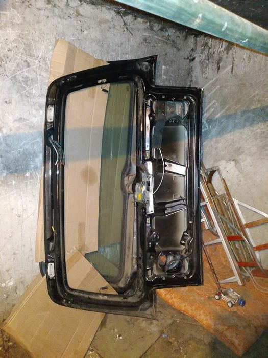 Два багажника Volkswagen Passat  B4