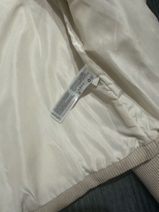 Продам куртку осень-весна