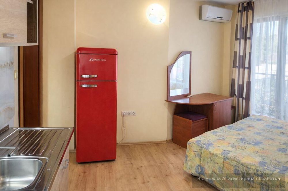 Дава се под наем Едностаен апартамент в к.к. Св.Св. Константин и Елена - 17 кв.м за 309.06 € - Снимка #3