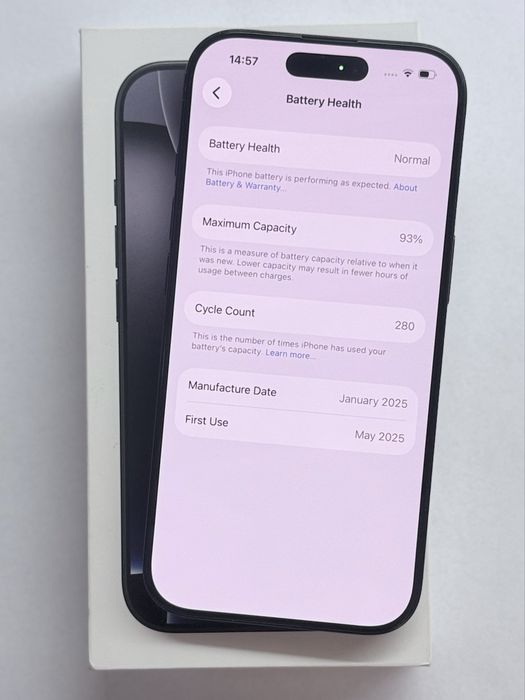 iPhone 16 Pro Black 93% battery