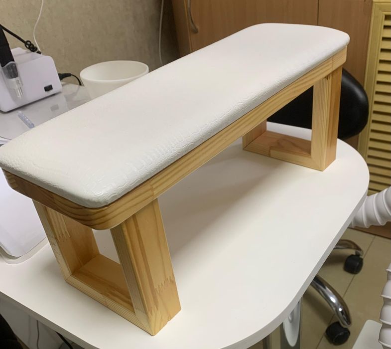 Продам подставку для рук.3500