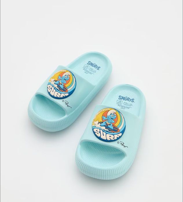 Vans slapi reserved Ștrumfii mărimea 26/27