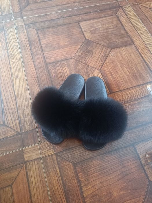 Чехли с естествен косъм