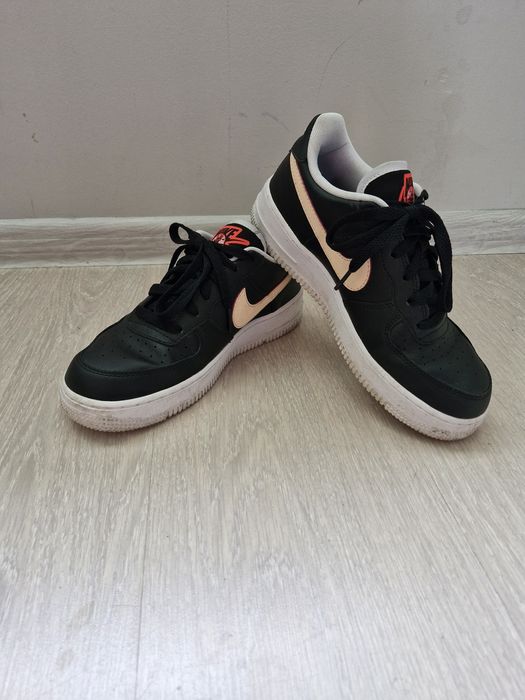 Дамски маратонки