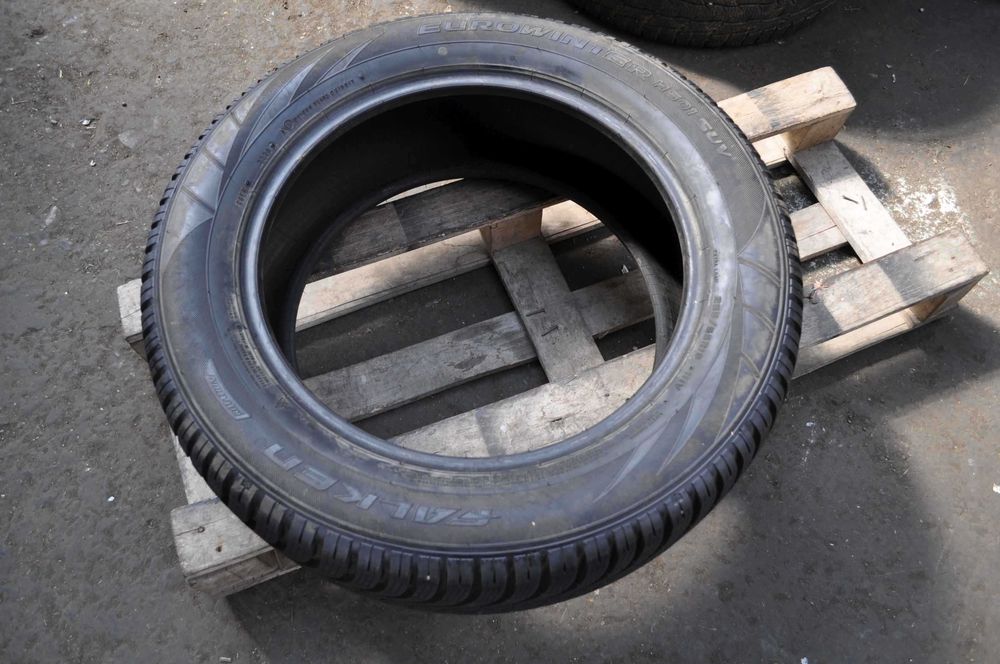 Anvelopa Iarna 255/55 R19 FALKEN Eurowinter HS01 SUV 111V