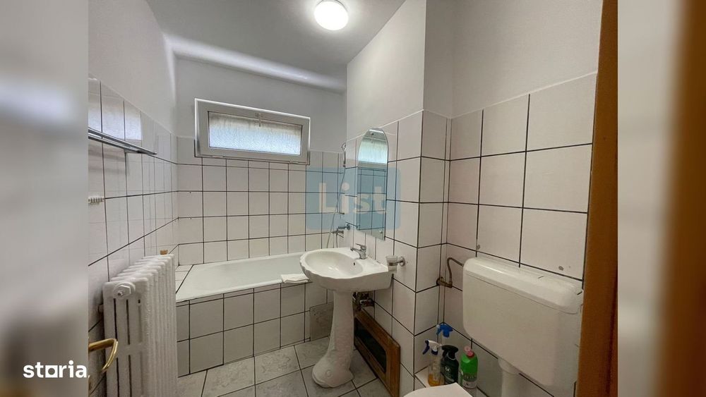 Apartament de vânzare – 3 camere, etaj 1, Micro III