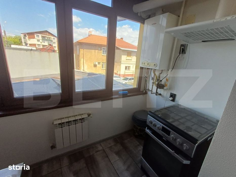 Apartament de inchiriat, cu 2 camere, 52 mp, zona ROMPETROL