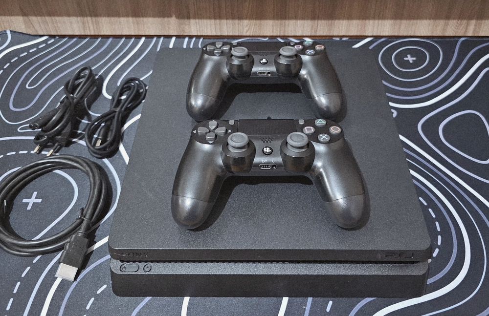 Ps4 slim 1tb Jet! + 2дж в оригинале +Диск Фифа25!