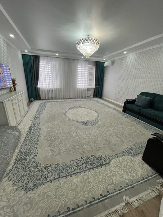 Продается ковер 5×6 м в отличном состоянии