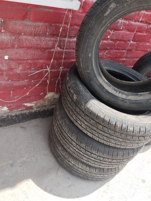Продам шина комплект