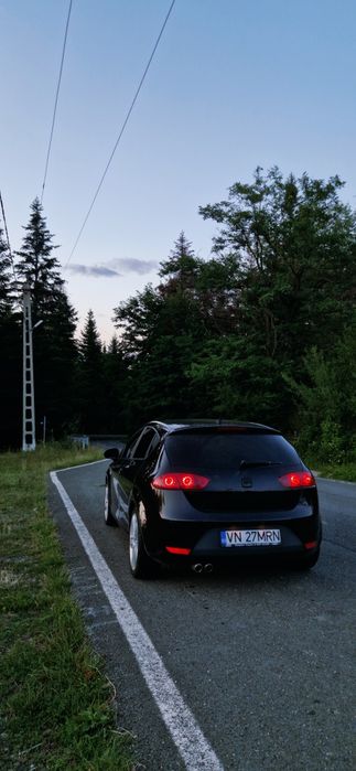SEAT Leon 2011 — imagine 3