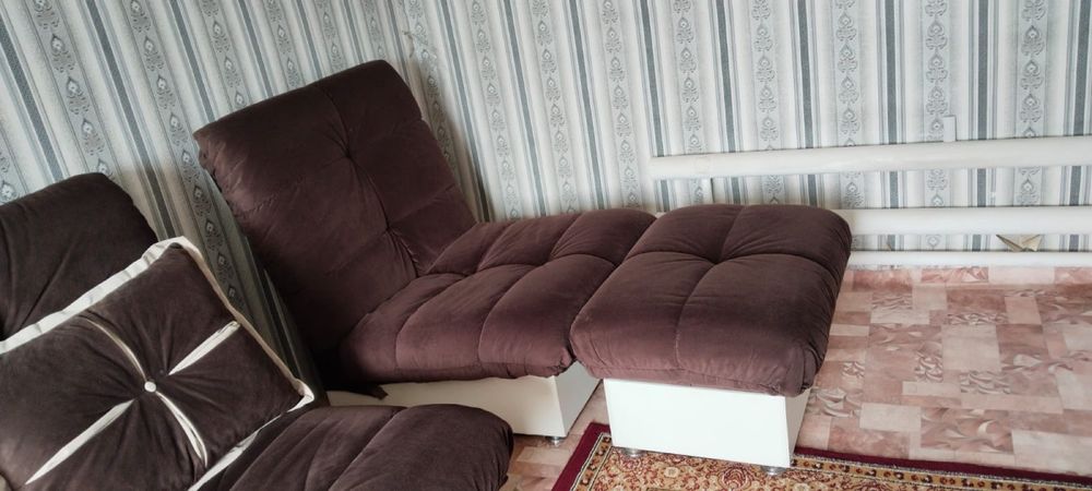 Продам диван в хорошем состоянии