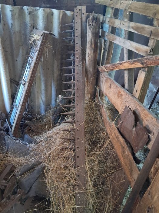 Продам косилку,волокушу...